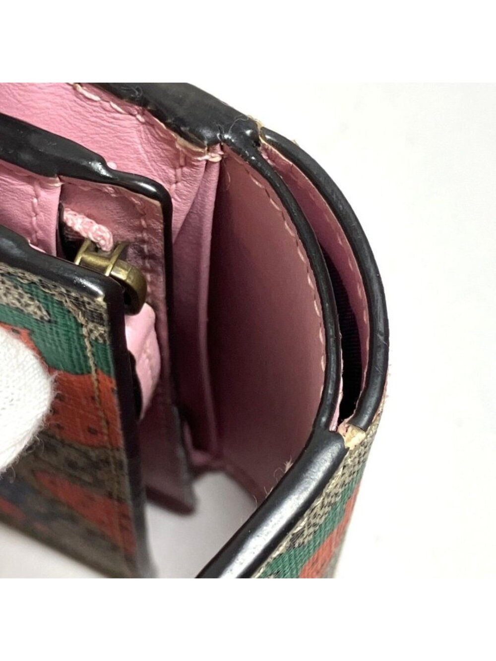 Gucci Strawberry GG Supreme Bifold Wallet Leather - Picture 8 of 9
